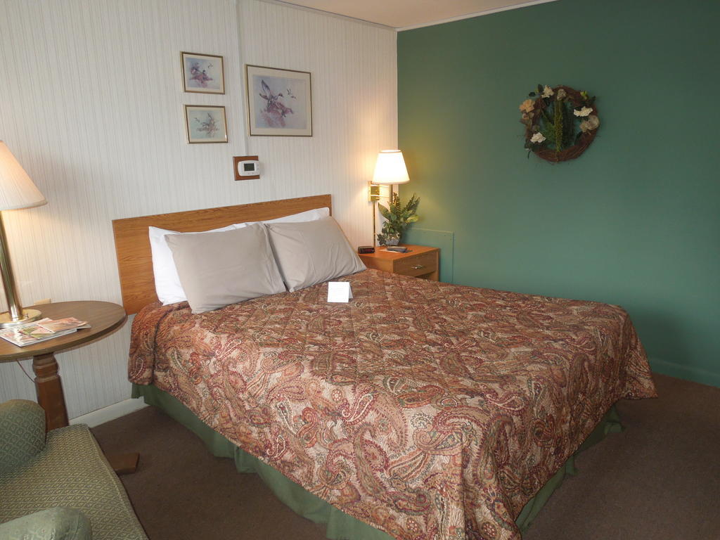 Plaza Motel 브라이언 외부 사진