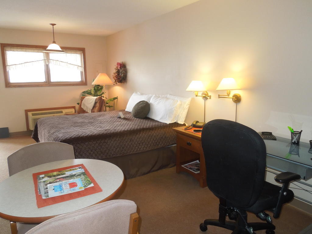 Plaza Motel 브라이언 외부 사진